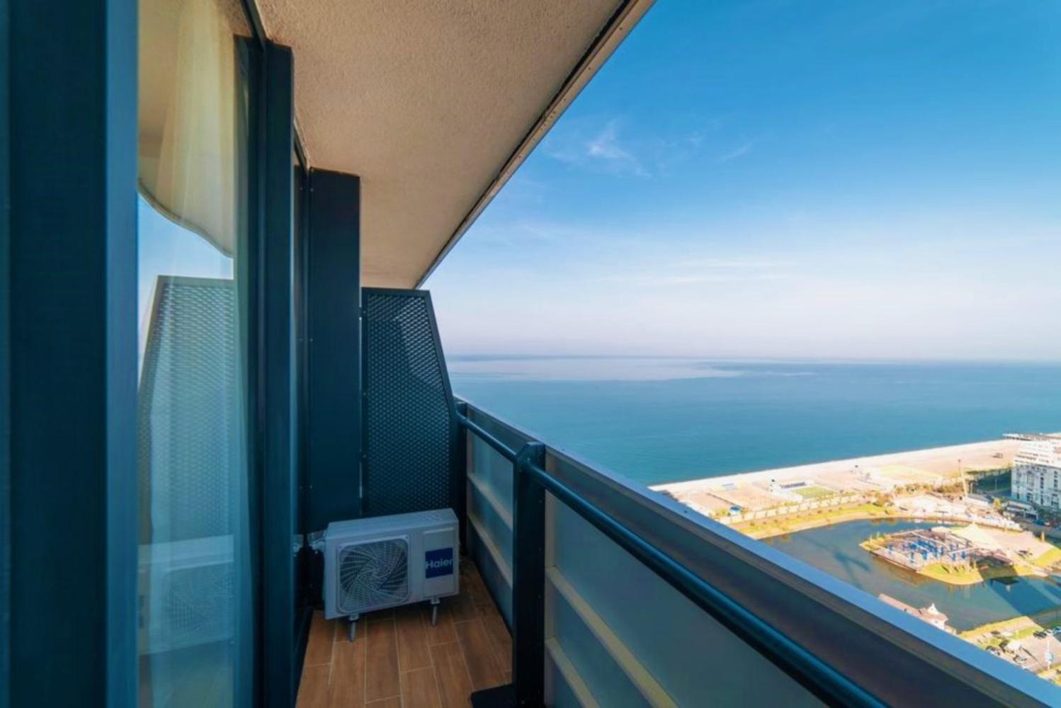 Orbi City Panoramic View Batumi Exterior foto